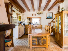 Отель Beautiful house in Penestin in Brittany a 2 min walk from the sea  Пенестин